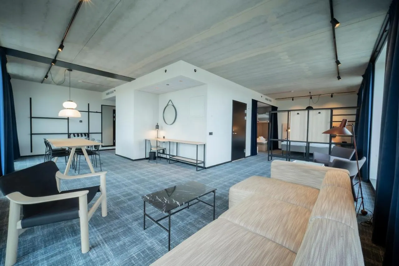 ****  Comfort Hotel Solna Arenastaden Швеция